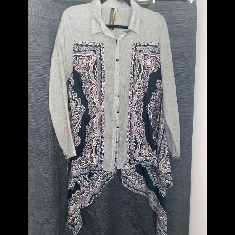 Aratta Silent Journey Idelle Split Back shirt